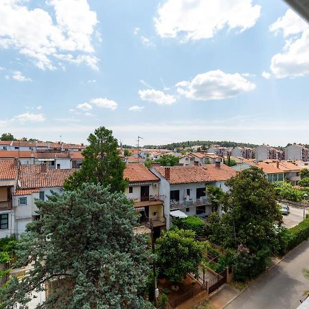 Amoroso Apartment 200M From Sea بوريتش المظهر الخارجي الصورة