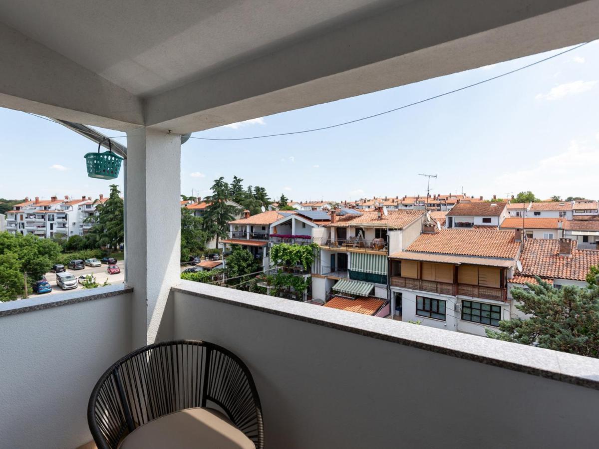 Amoroso Apartment 200M From Sea بوريتش المظهر الخارجي الصورة